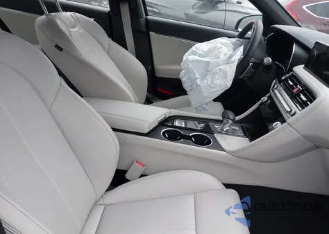 2025 Genesis G70 2.5T Rwd z USA, uszkodzony, nr VIN KMTG34SC8SU156546